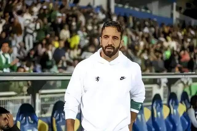 奥耶尔建议马雷斯卡避开英超，阿莫林可以考虑荷甲